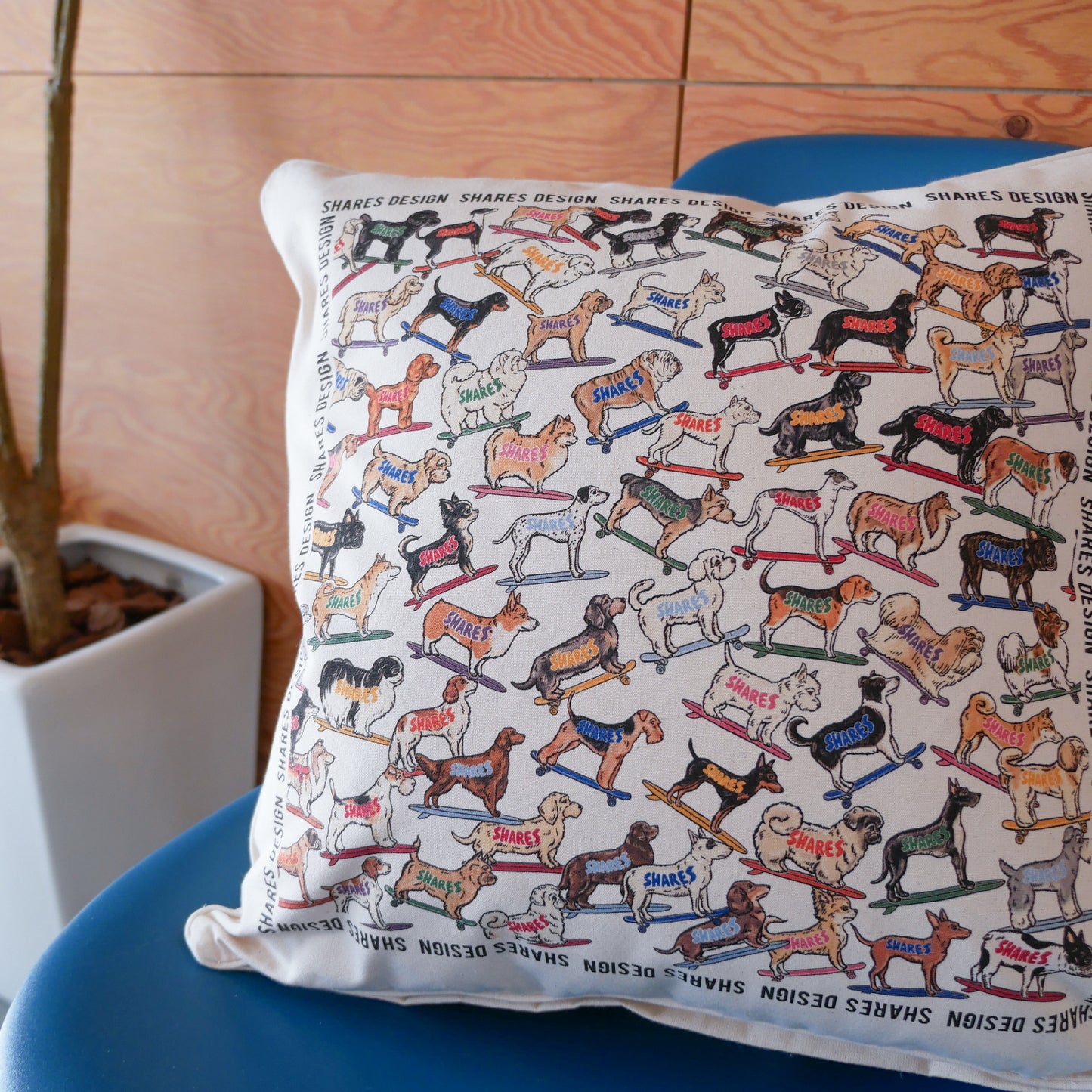 SHARES ALL OVER CUSHION COVER/ 総柄-クッションカバー(送料無料)