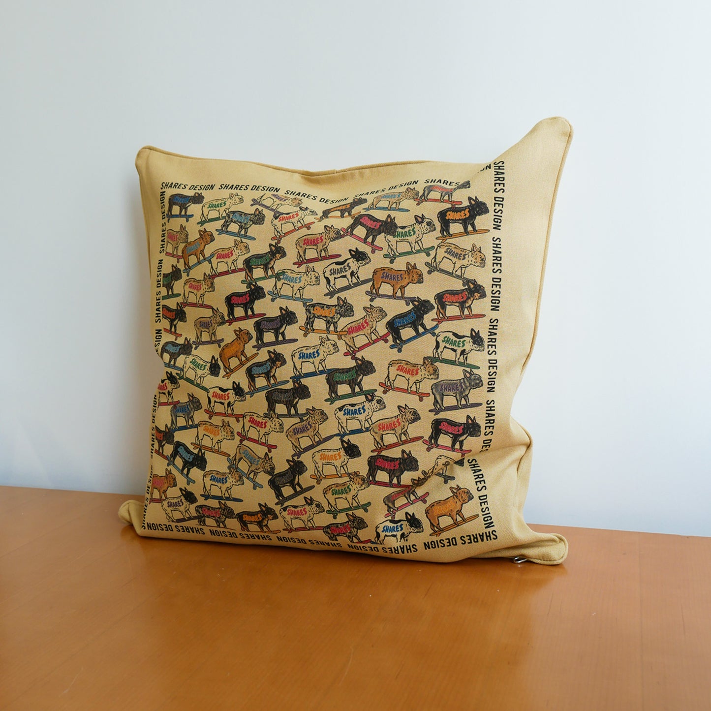 フレブル ALL OVER CUSHION COVER/ 総柄-クッションカバー(送料無料)