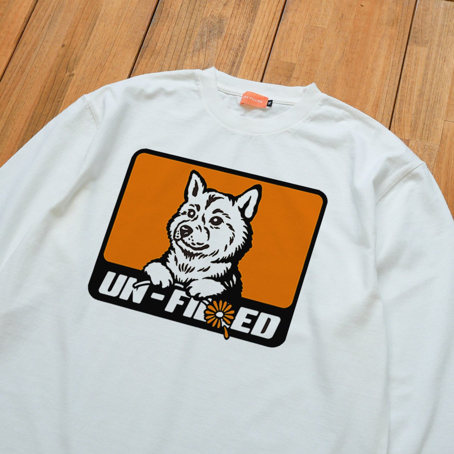 GERBERA DOG BOX LOGO LONGSLEEVE T-SHIRT