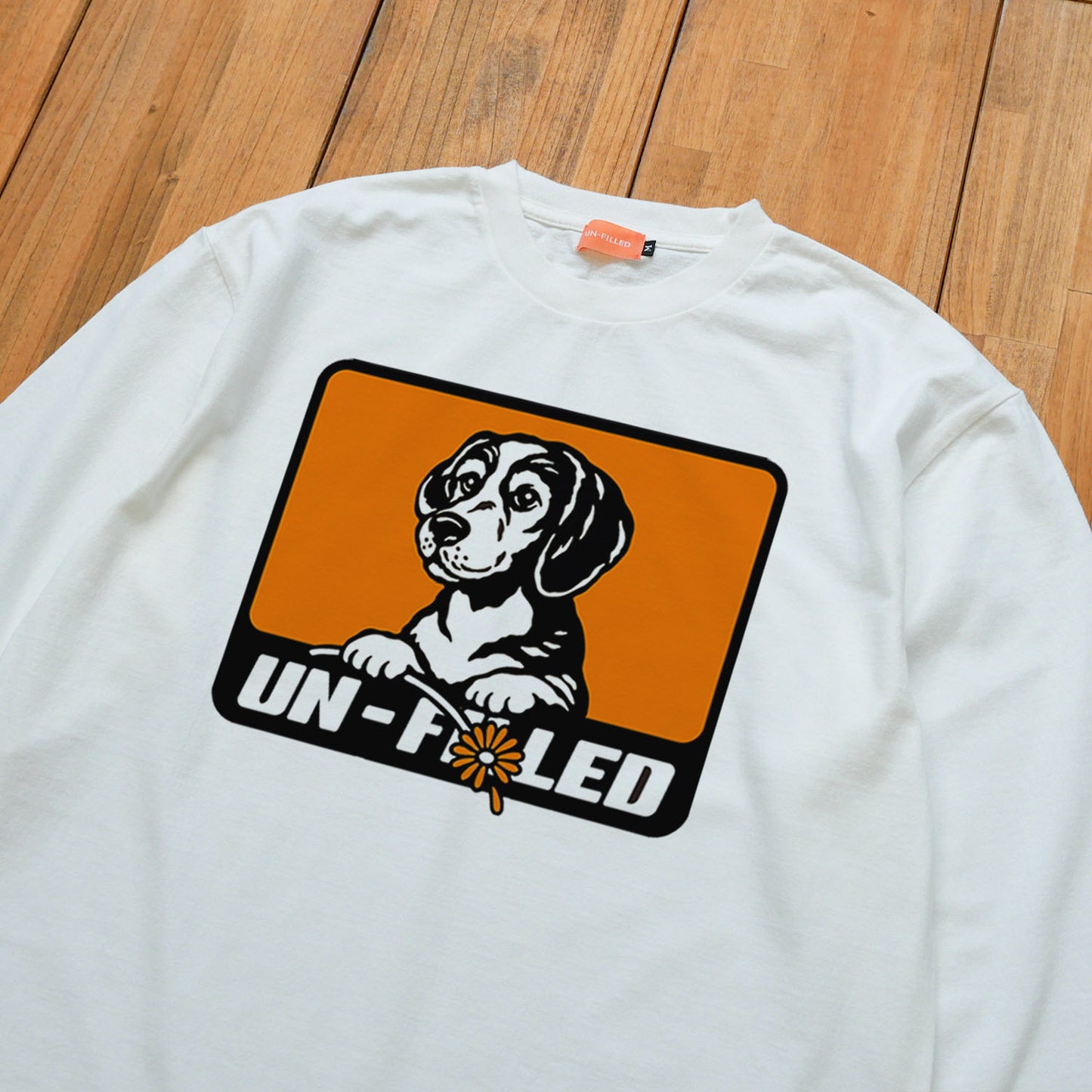 GERBERA DOG BOX LOGO LONGSLEEVE T-SHIRT