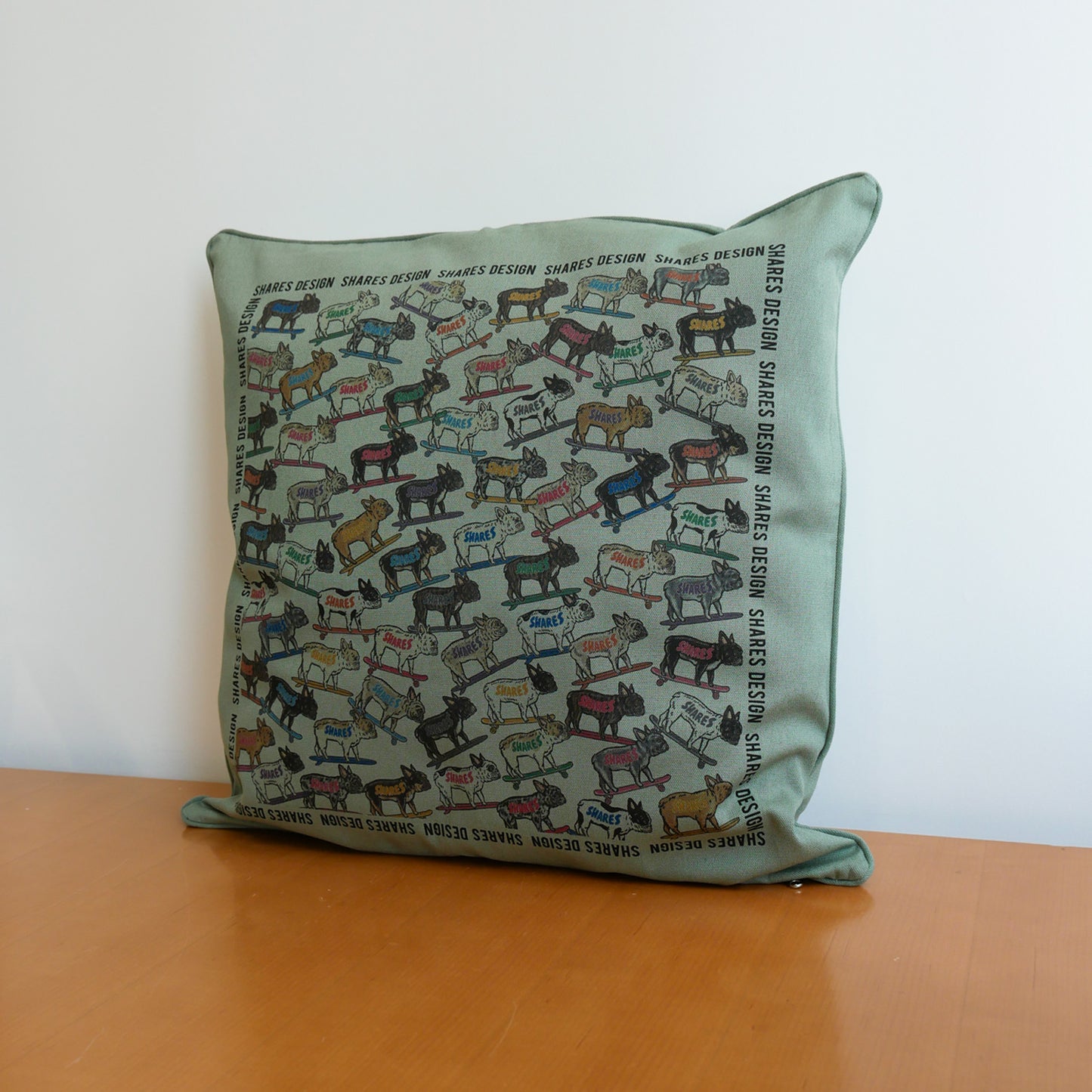 フレブル ALL OVER CUSHION COVER/ 総柄-クッションカバー(送料無料)