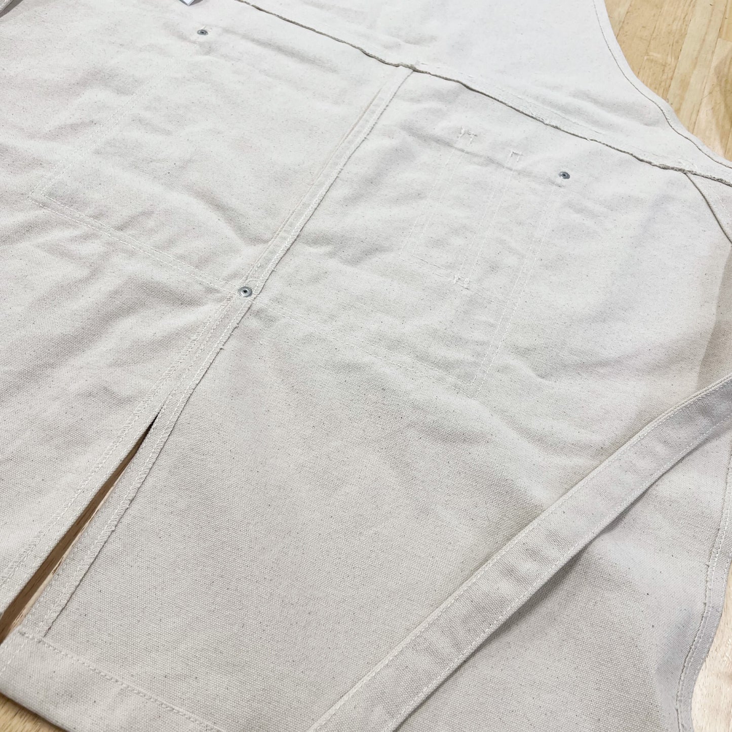 【期間限定! 5/7 まで販売中】 〈 4BUHI 〉 APRON/ エプロン