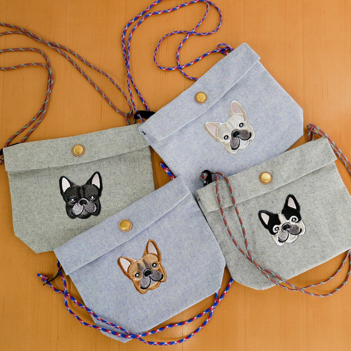 FB FACE EMB POCHETTE 【NEW シャンブレー素材】