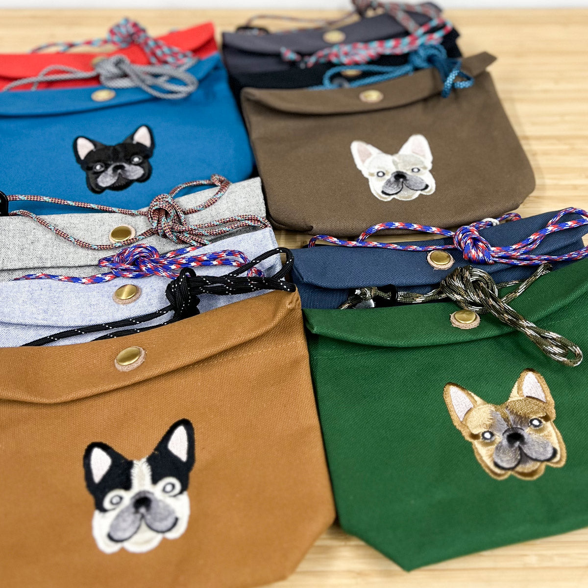 FB FACE EMB POCHETTE【Cream】