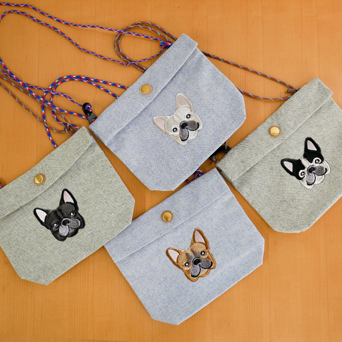 FB FACE EMB POCHETTE 【NEW シャンブレー素材】