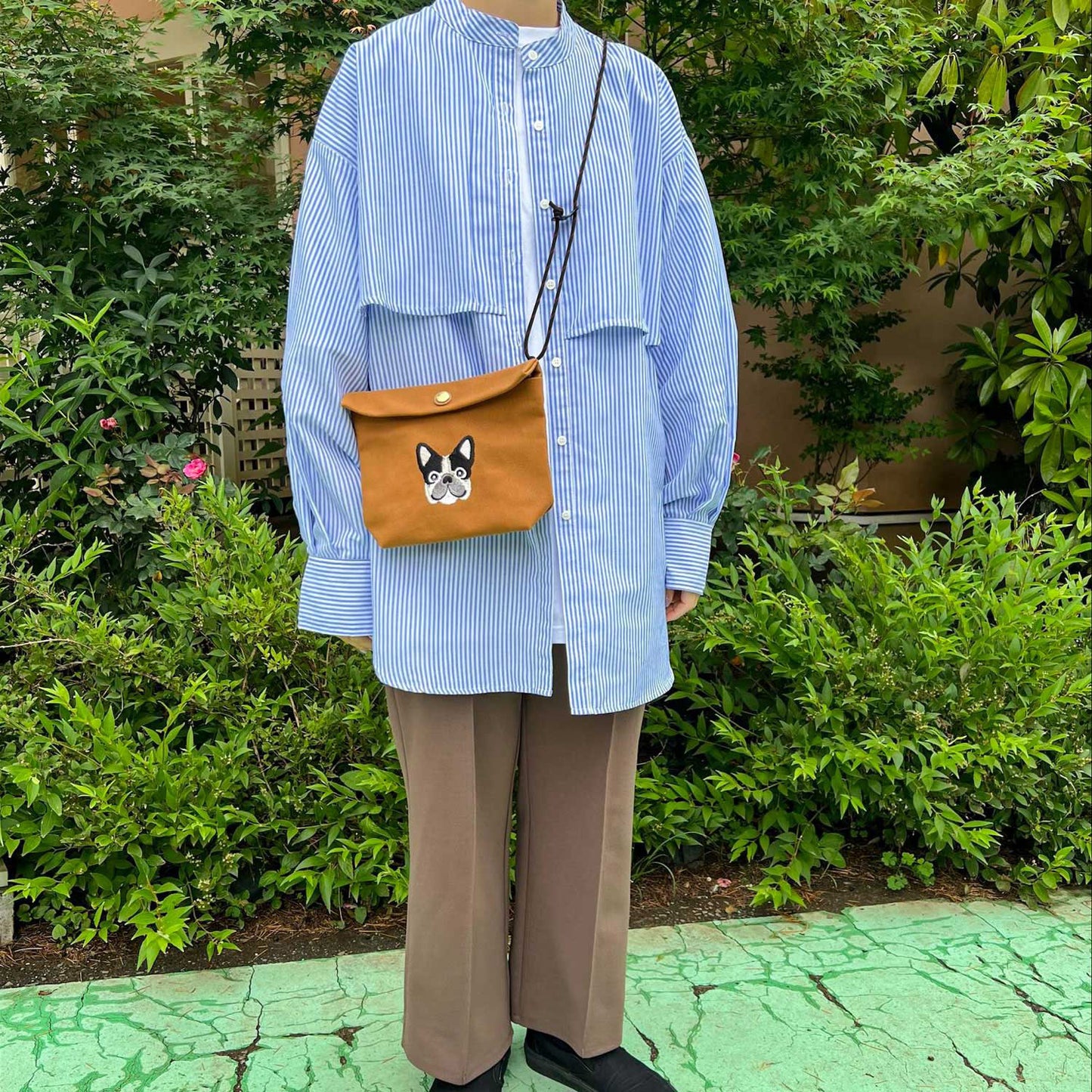 FB FACE EMB POCHETTE【Pied】