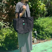 画像をギャラリービューアに読み込む, FB FACE 1P EMB HOLIDAY MIDDLE TOTE BAG【ブラック】
