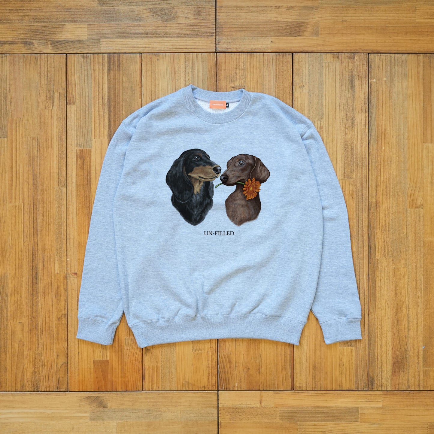 VINTAGE GERBERA DOG CN SWEAT