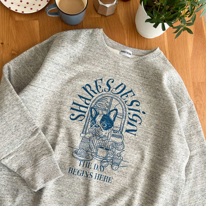 “THE DAY in Slow Time”レディースオーバーサイズスウェット（裏起毛）art by RUUU.