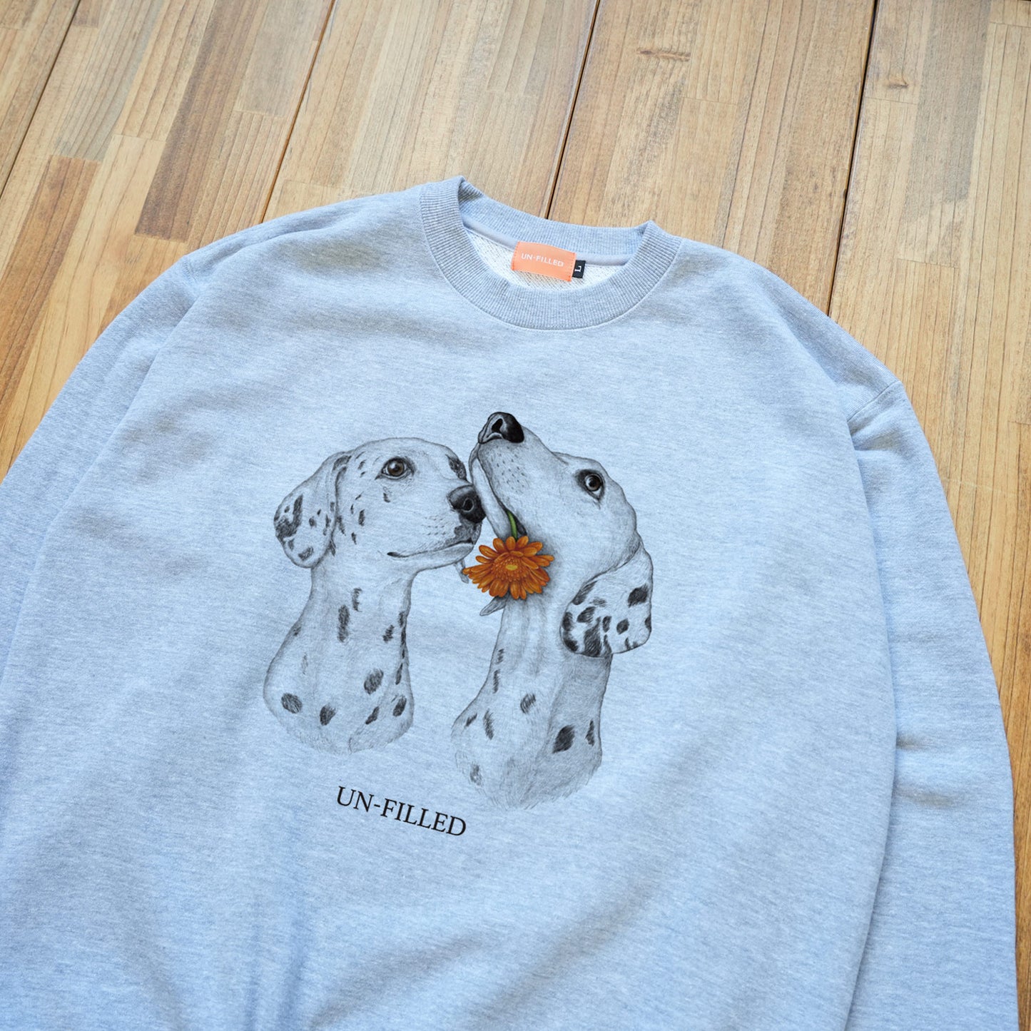 VINTAGE GERBERA DOG CN SWEAT