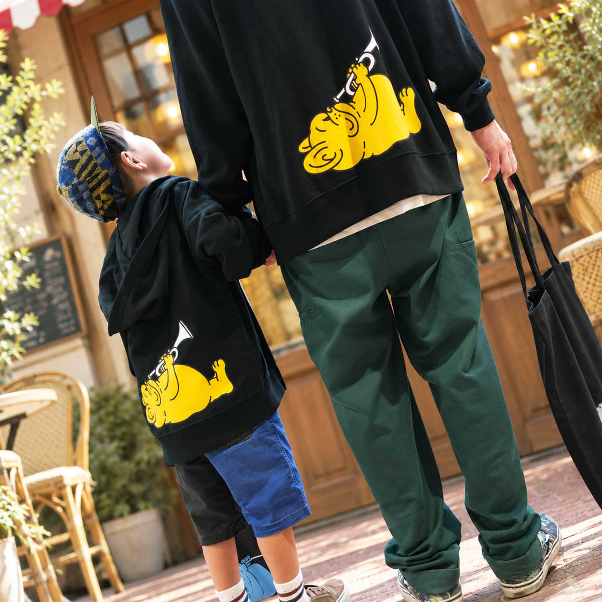 【期間限定！ 10/25 まで販売中】 〈COLOR-DOG〉 キッズZIPパーカー
