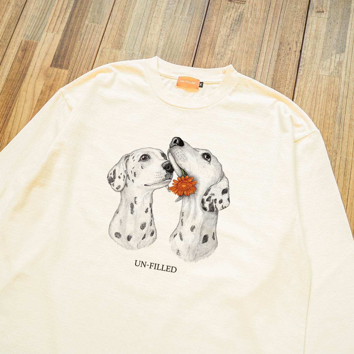 VINTAGE GERBERA DOG LONG SLEEVE T-SHIRT