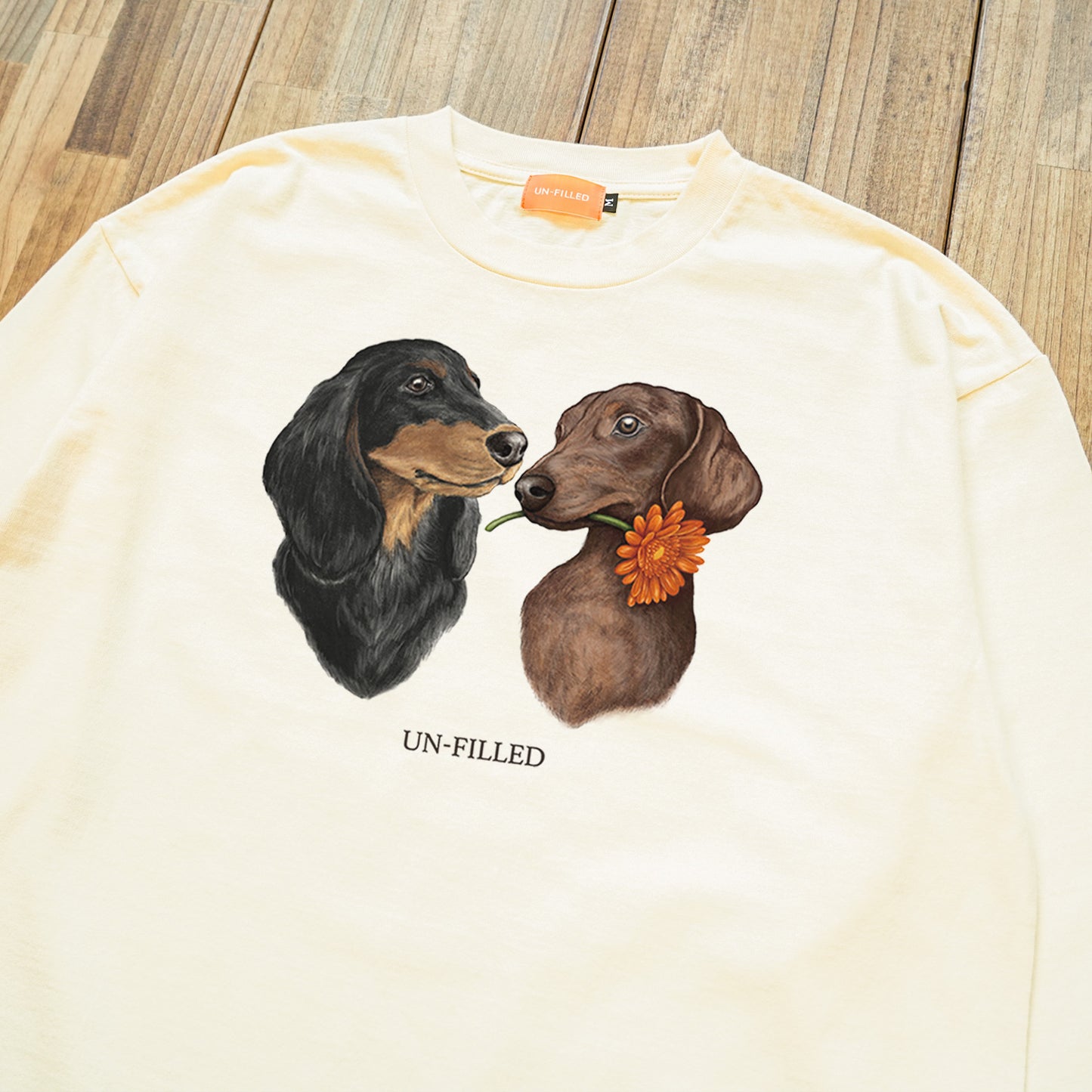 VINTAGE GERBERA DOG LONG SLEEVE T-SHIRT