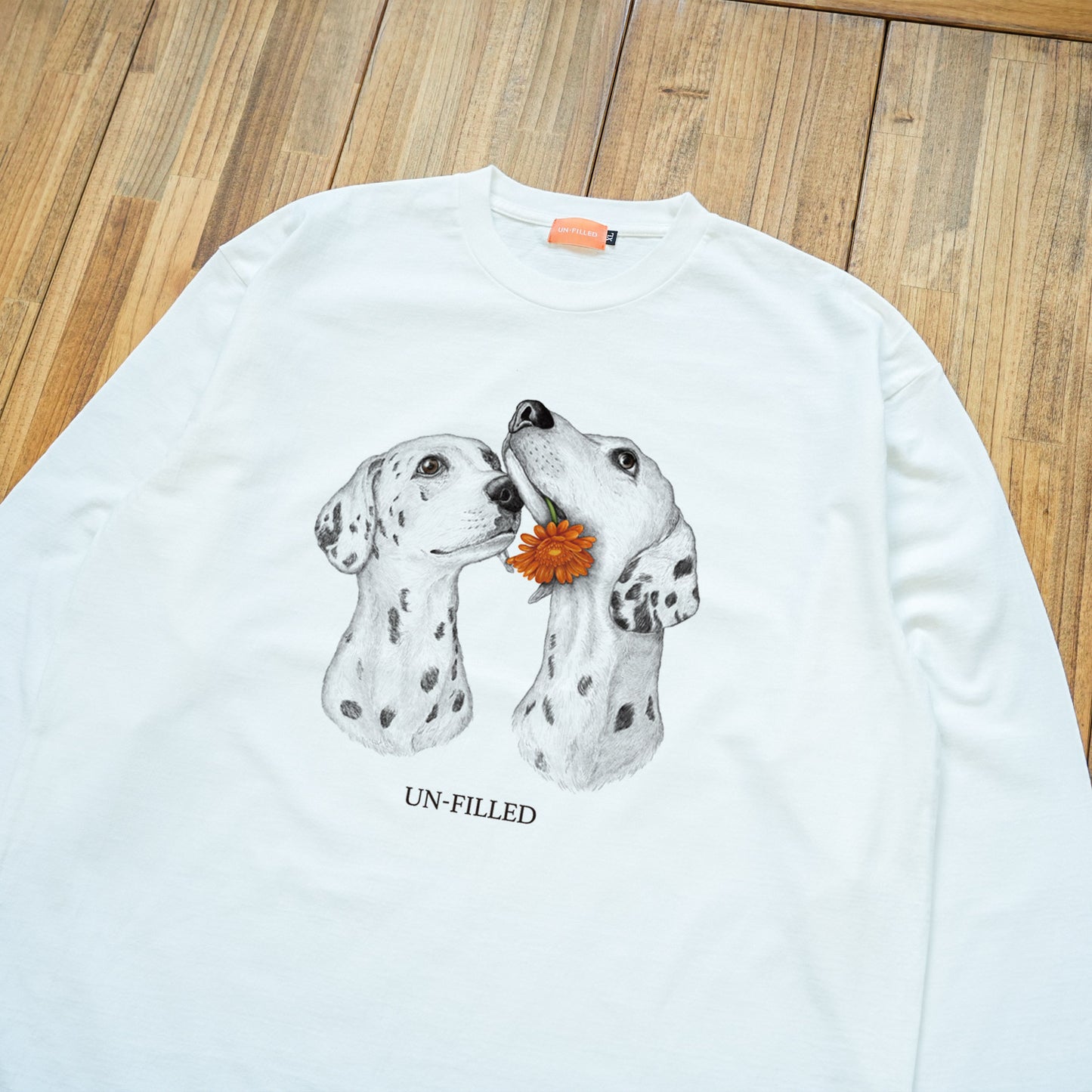 VINTAGE GERBERA DOG LONG SLEEVE T-SHIRT