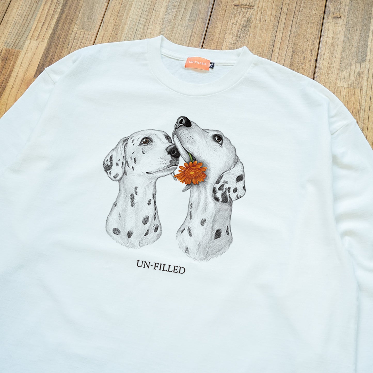 VINTAGE GERBERA DOG LONG SLEEVE T-SHIRT