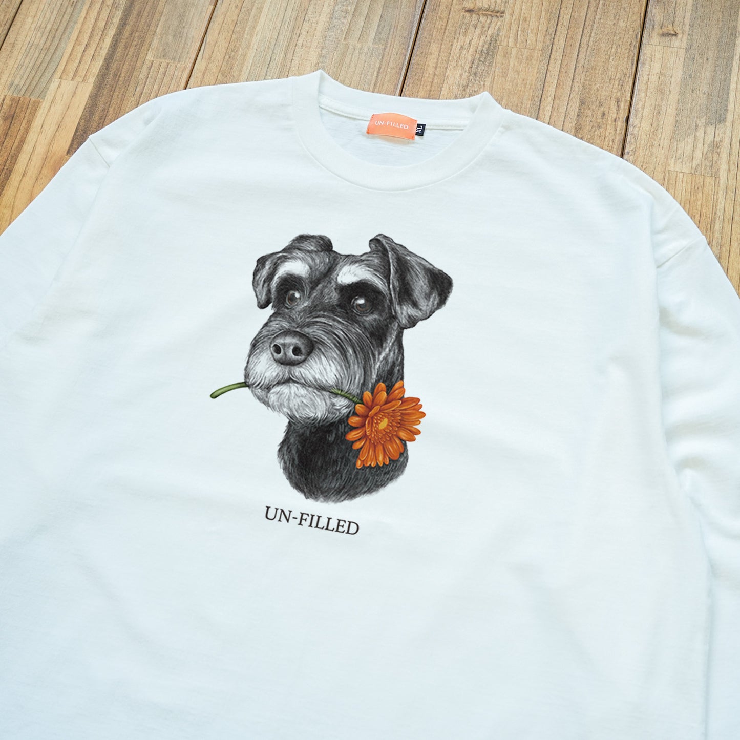 VINTAGE GERBERA DOG LONG SLEEVE T-SHIRT
