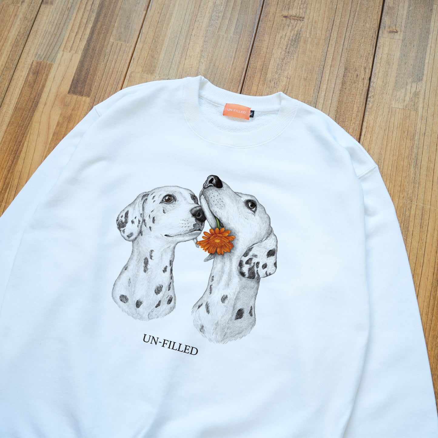 VINTAGE GERBERA DOG CN SWEAT