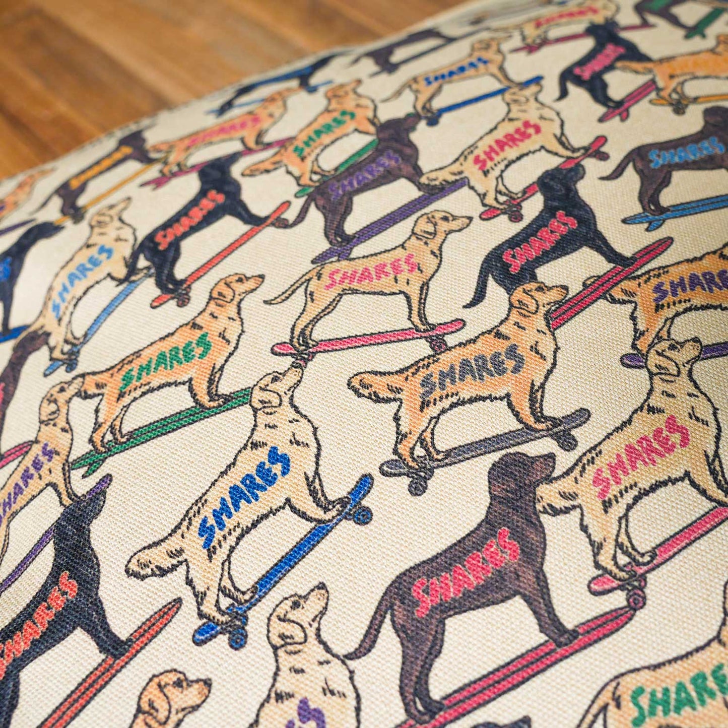 ゴールデン×ラブラドールレトリバー ALL OVER CUSHION COVER/ 総柄-クッションカバー（送料無料）