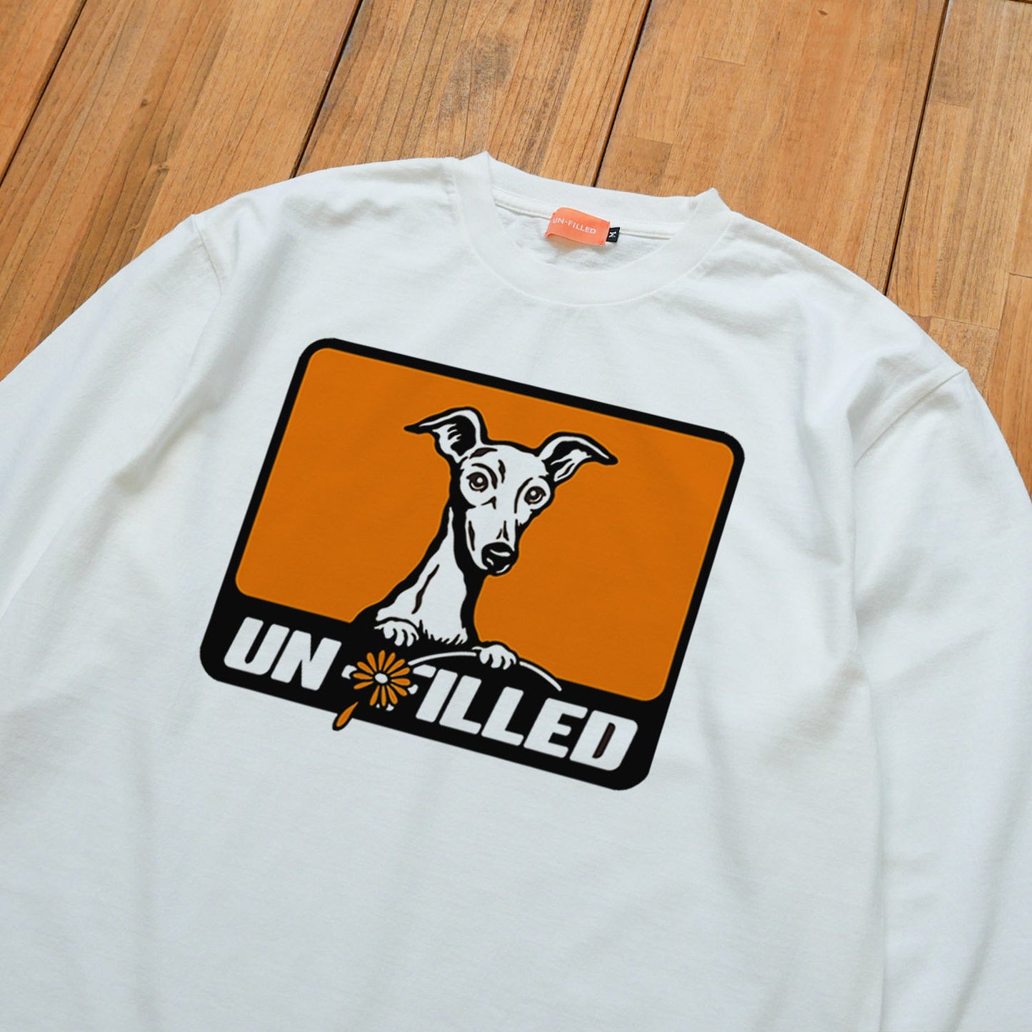 GERBERA DOG BOX LOGO LONGSLEEVE T-SHIRT