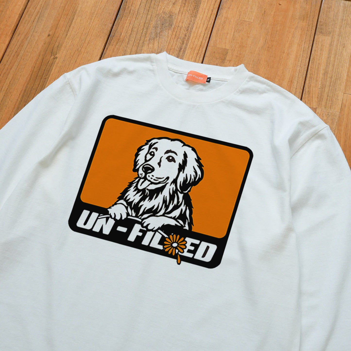 GERBERA DOG BOX LOGO LONGSLEEVE T-SHIRT