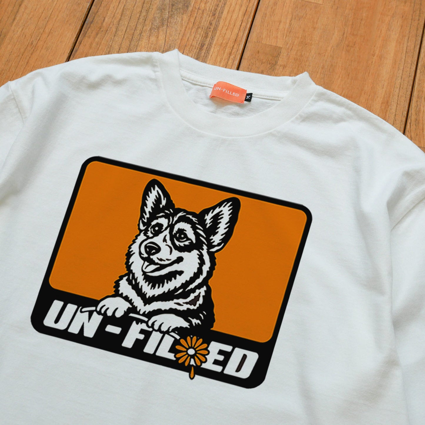 GERBERA DOG BOX LOGO LONGSLEEVE T-SHIRT