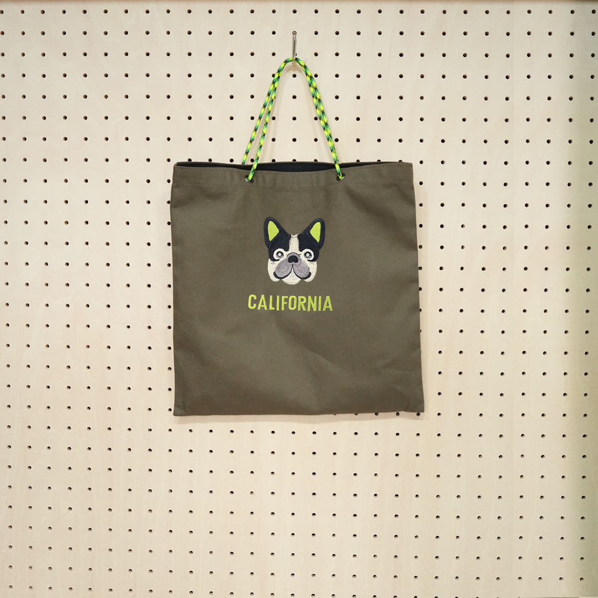 ネーム刺繍セミオーダー【フレブルフェイスPARACORD SQUARE TOTE BAG/ スクエアトートバッグ】