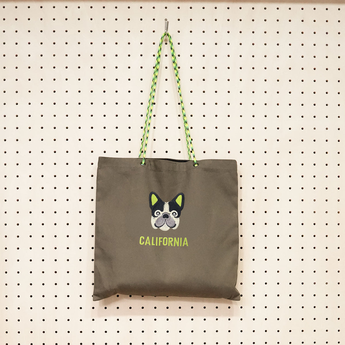 ネーム刺繍セミオーダー【フレブルフェイスPARACORD SQUARE TOTE BAG/ スクエアトートバッグ】