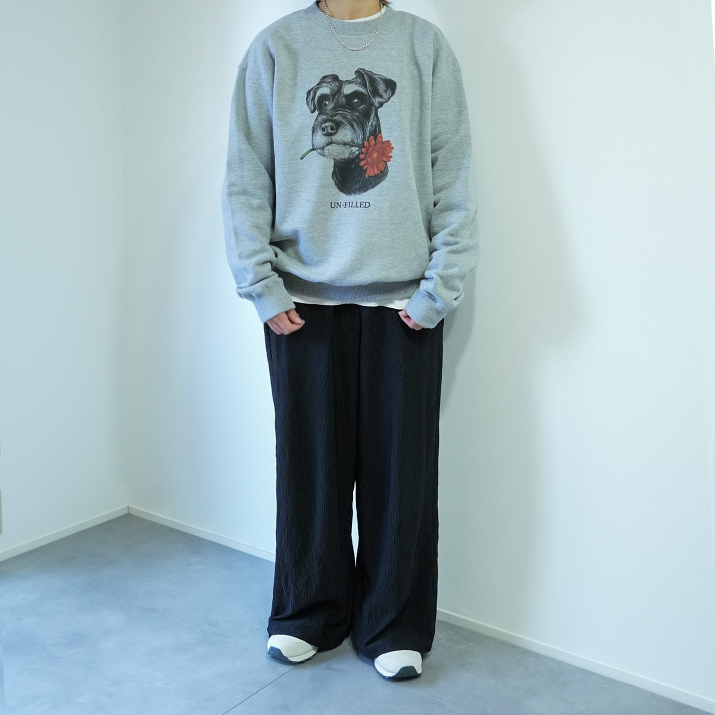 VINTAGE GERBERA DOG CN SWEAT