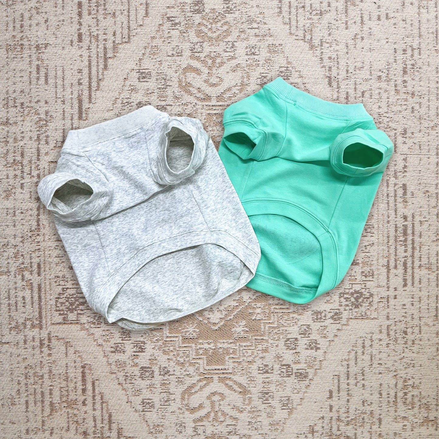 【受注生産！ 12/26 まで予約（1 月中旬～お届け）】 〈WOLFLADY×RUUU.〉 DOG T-SHIRTS/ 犬用T シャツ