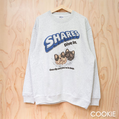 【期間限定！ 10/18 まで販売中】 〈 OYATSU TIME〉CREW SWEAT/ スウェット