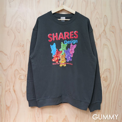 【期間限定！ 10/18 まで販売中】 〈 OYATSU TIME〉CREW SWEAT/ スウェット