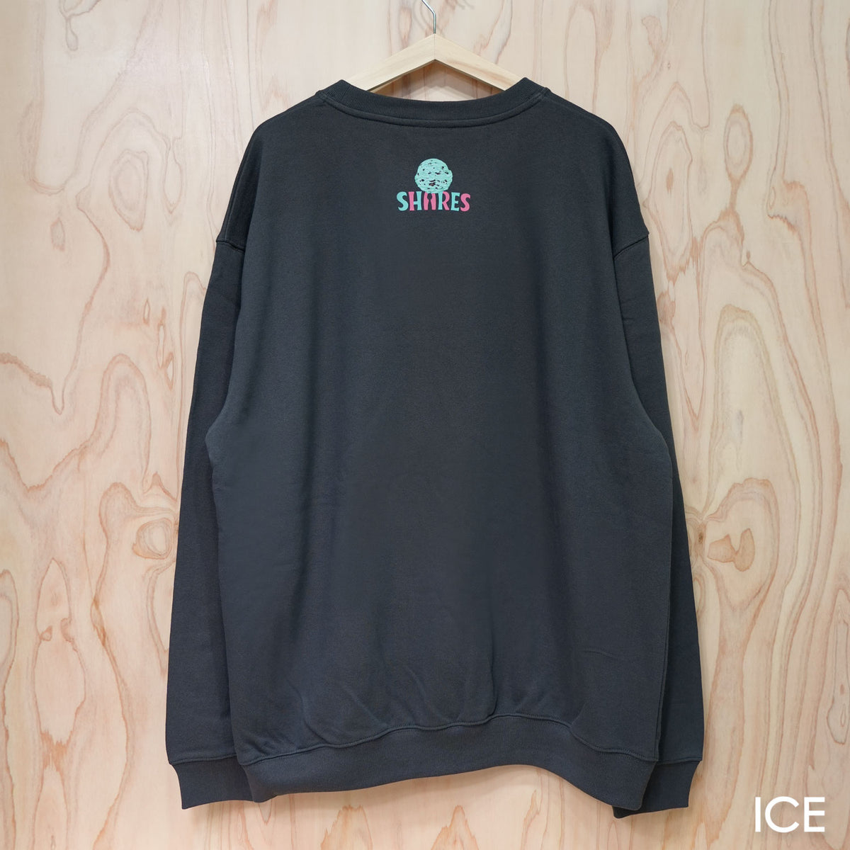 【期間限定！ 10/18 まで販売中】 〈 OYATSU TIME〉CREW SWEAT/ スウェット