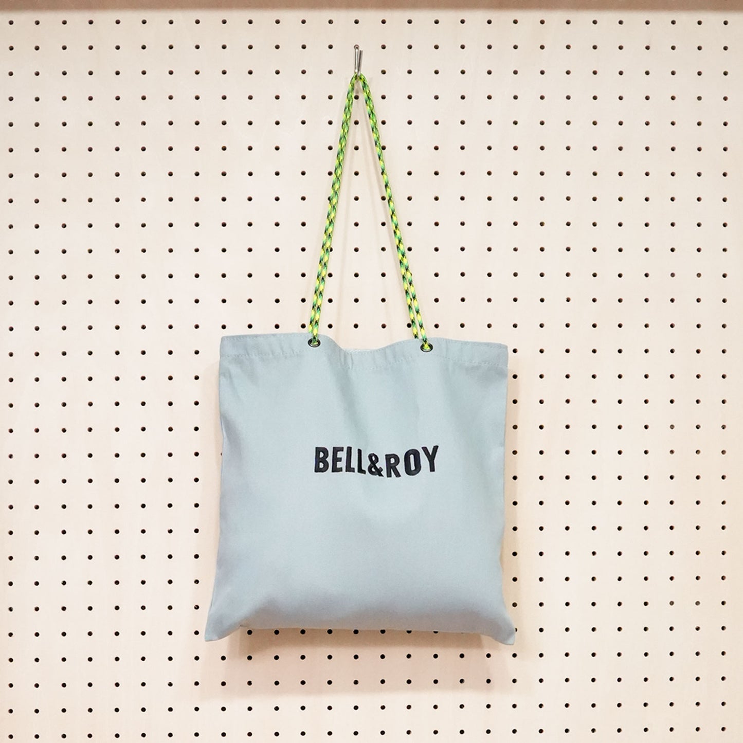 〈期間限定受注生産〉ネーム刺繍セミオーダー【PARACORD SQUARE TOTE BAG/ スクエアトートバッグ】
