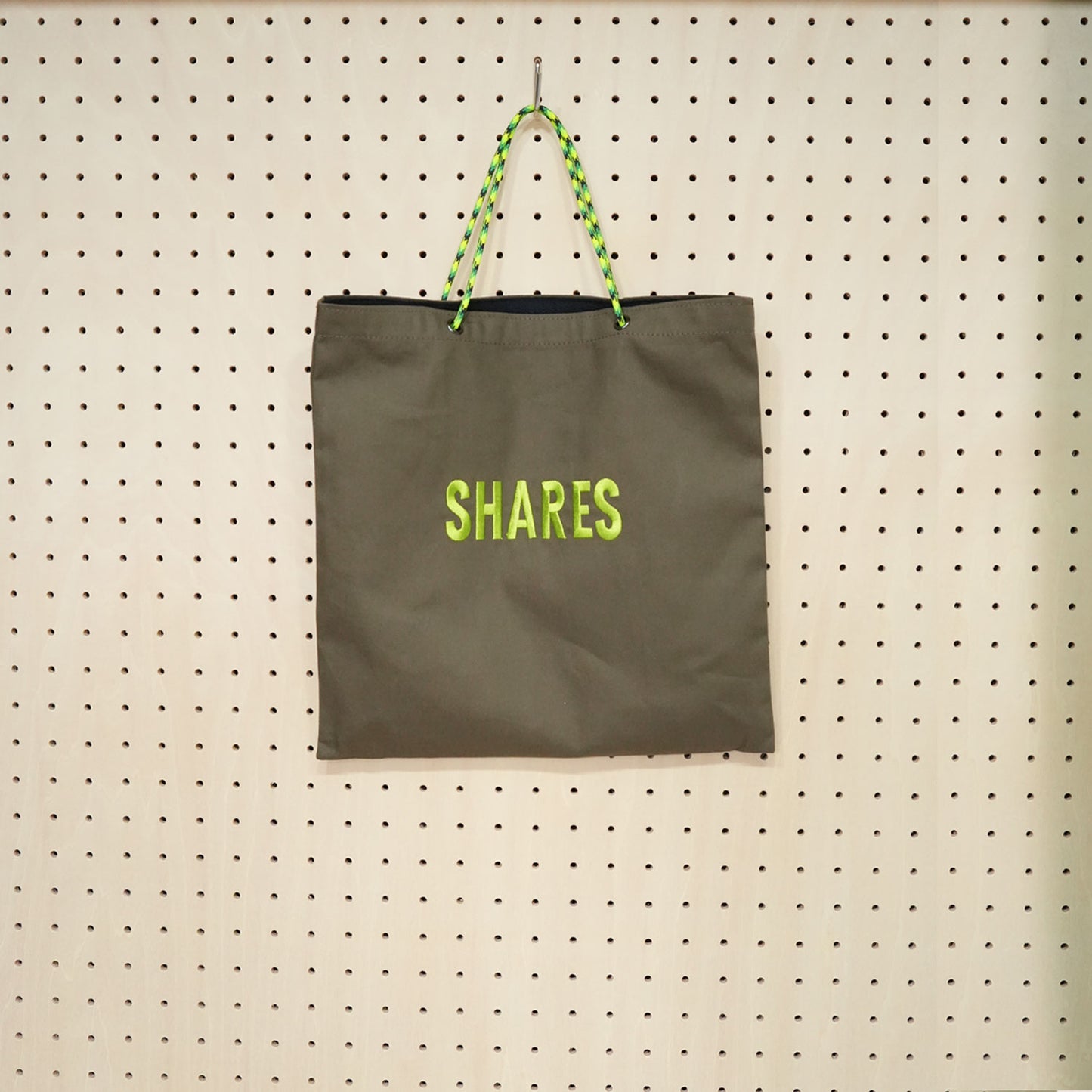 〈期間限定受注生産〉ネーム刺繍セミオーダー【PARACORD SQUARE TOTE BAG/ スクエアトートバッグ】