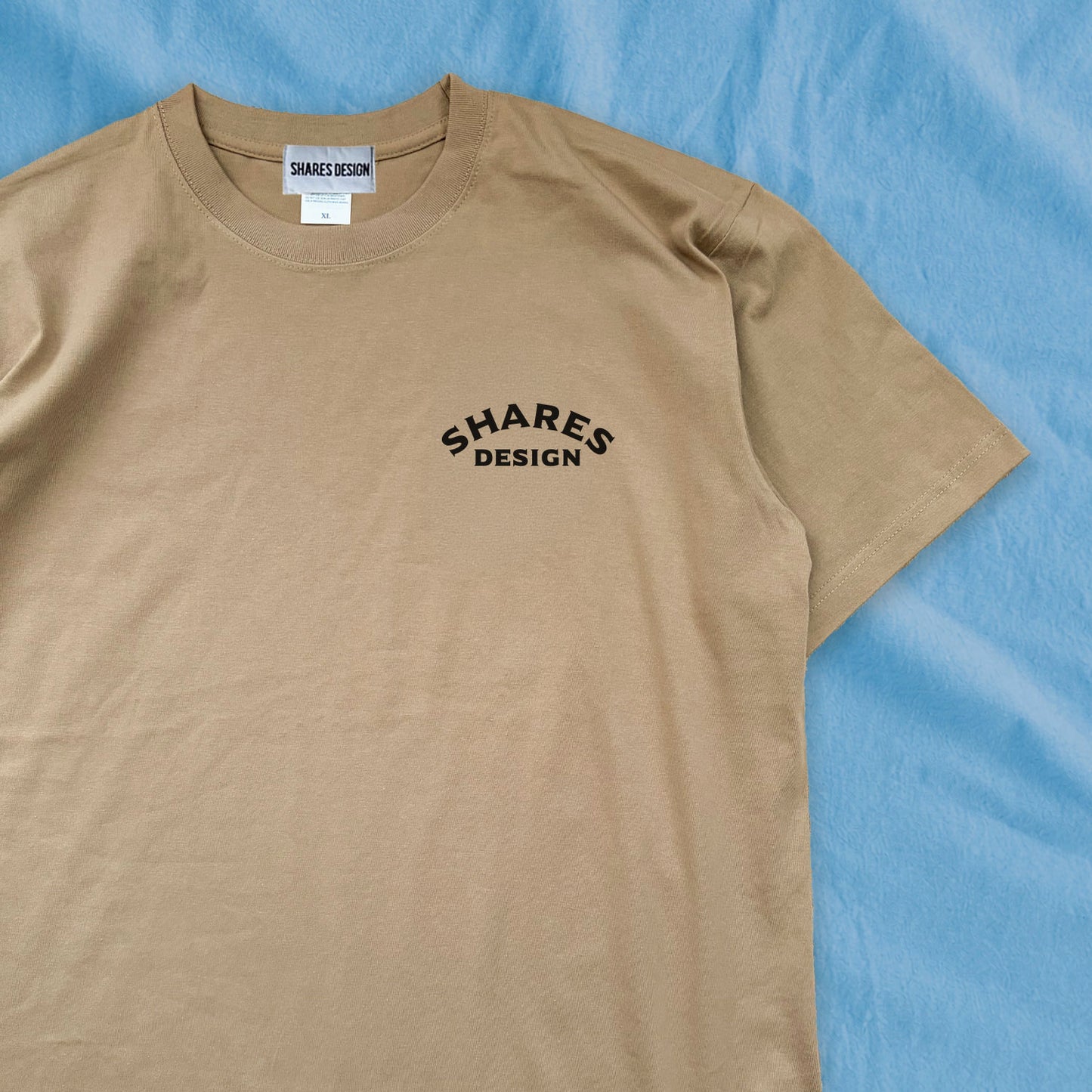 【期間限定！ 7/26 まで販売中】RUUU 描きおろし 〈 SHARES CLUB〉 T-SHIRTS/ 半袖 T シャツ (スタンダード）