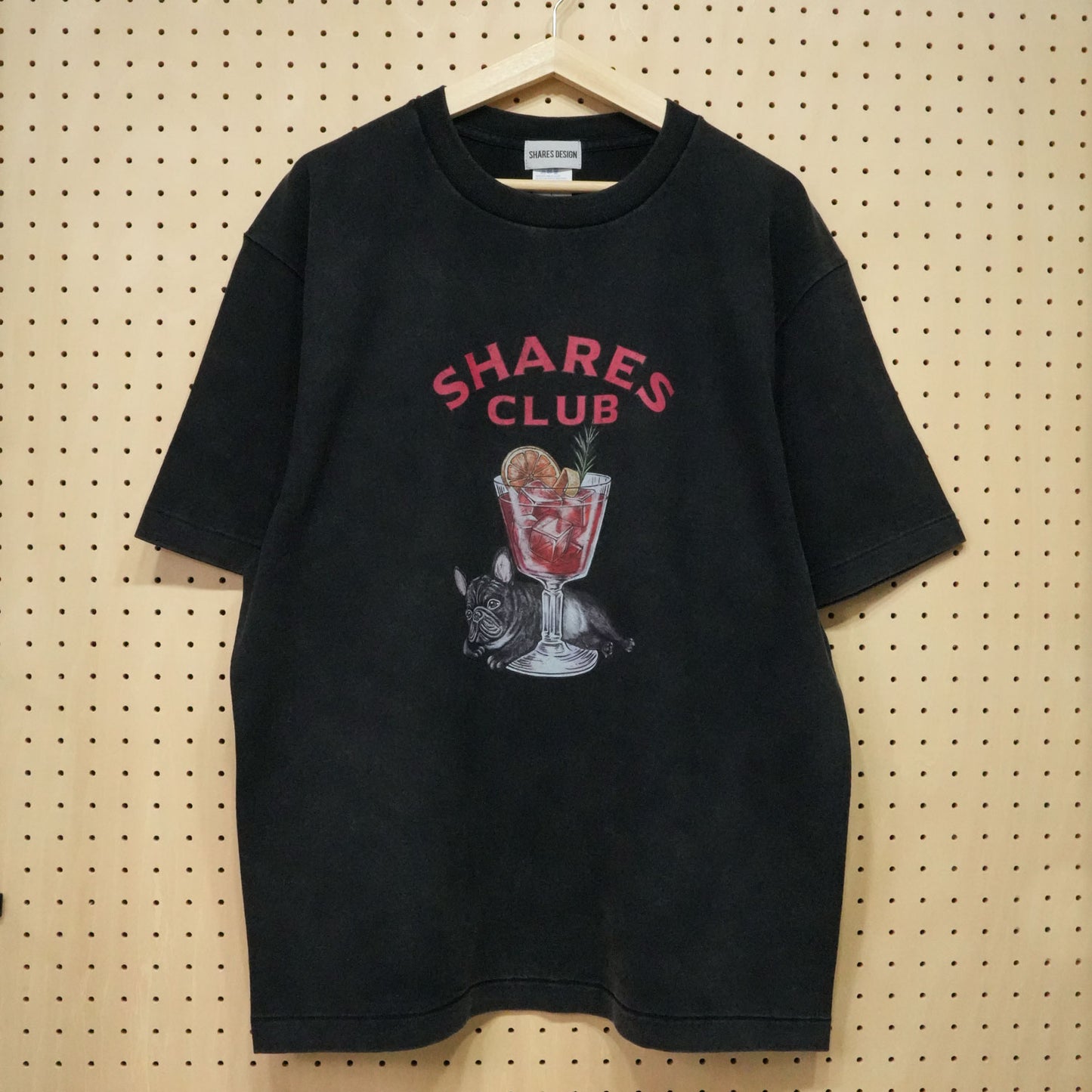 【期間限定！ 7/26 まで販売中】RUUU 描きおろし 〈 SHARES CLUB〉VINTAGE T-SHIRTS/ 半袖 T シャツ