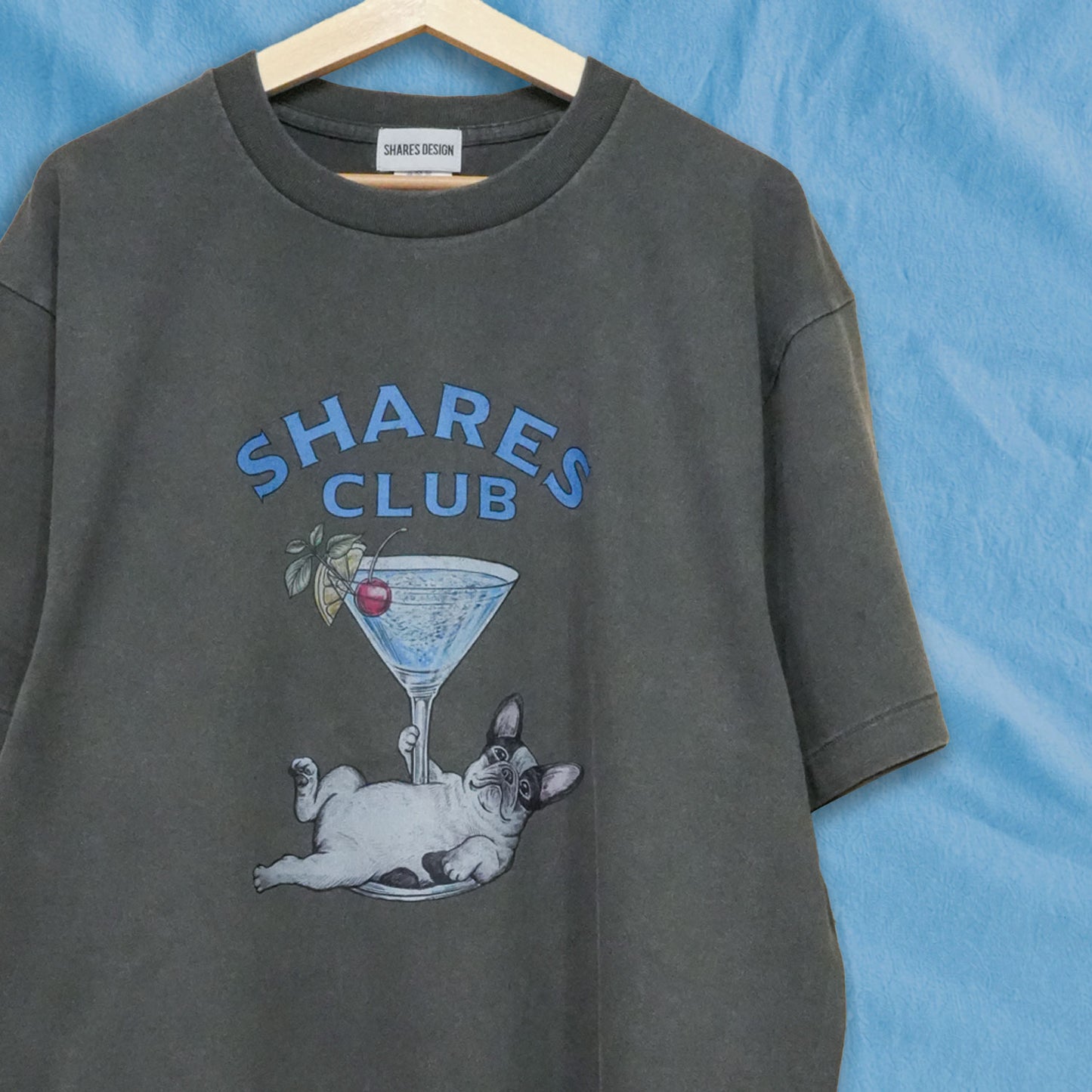 【期間限定！ 7/26 まで販売中】RUUU 描きおろし 〈 SHARES CLUB〉VINTAGE T-SHIRTS/ 半袖 T シャツ