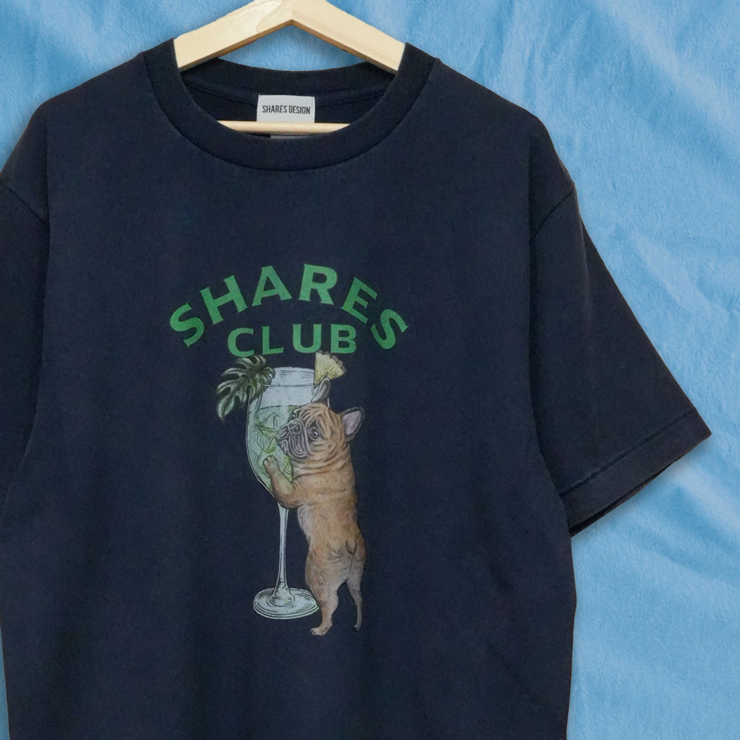 【期間限定！ 7/26 まで販売中】RUUU 描きおろし 〈 SHARES CLUB〉VINTAGE T-SHIRTS/ 半袖 T シャツ