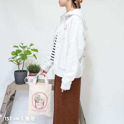 【期間限定！ 10/18 まで販売中】 〈 OYATSU TIME〉ZIP PARKA/ ジップパーカー