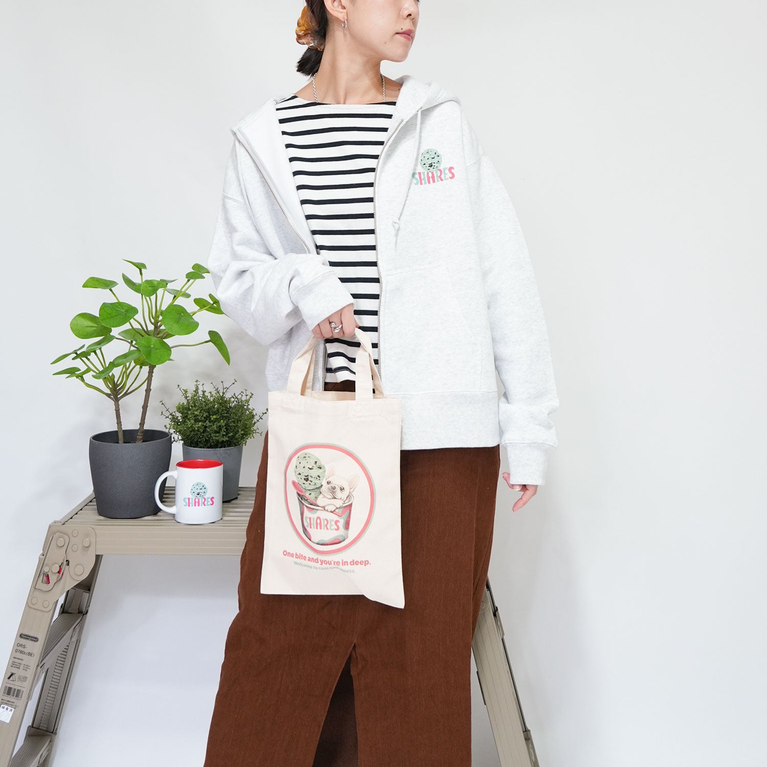 期間限定！ 10/18 まで販売中】 〈 OYATSU TIME〉ZIP PARKA/ ジップ