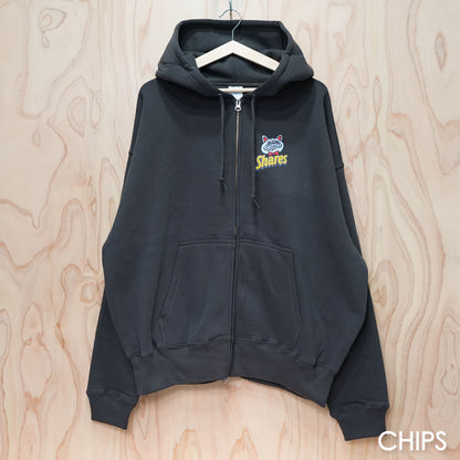 【期間限定！ 10/18 まで販売中】 〈 OYATSU TIME〉ZIP PARKA/ ジップパーカー