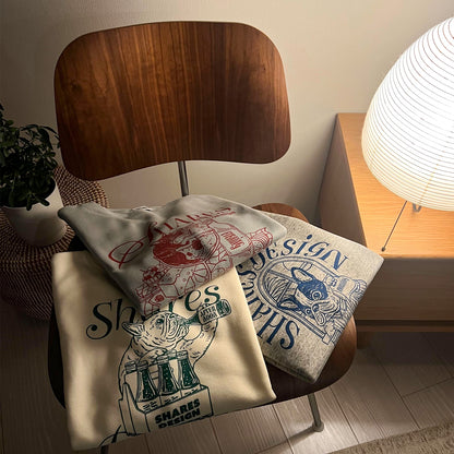 “THE DAY in Slow Time”レディースオーバーサイズスウェット（裏起毛）art by RUUU.