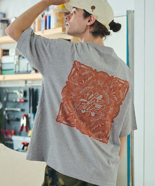 【un-filled(アンフィルド)】【予約販売5月下旬～6月上旬入荷】 U.F ANGEL BANDANNA T-SHIRT Tシャツ