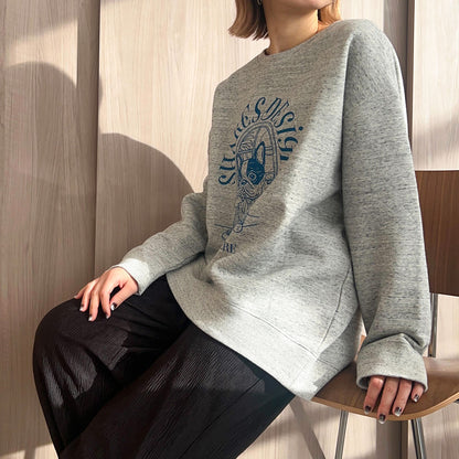 “THE DAY in Slow Time”レディースオーバーサイズスウェット（裏起毛）art by RUUU.