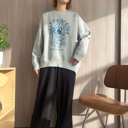 “THE DAY in Slow Time”レディースオーバーサイズスウェット（裏起毛）art by RUUU.