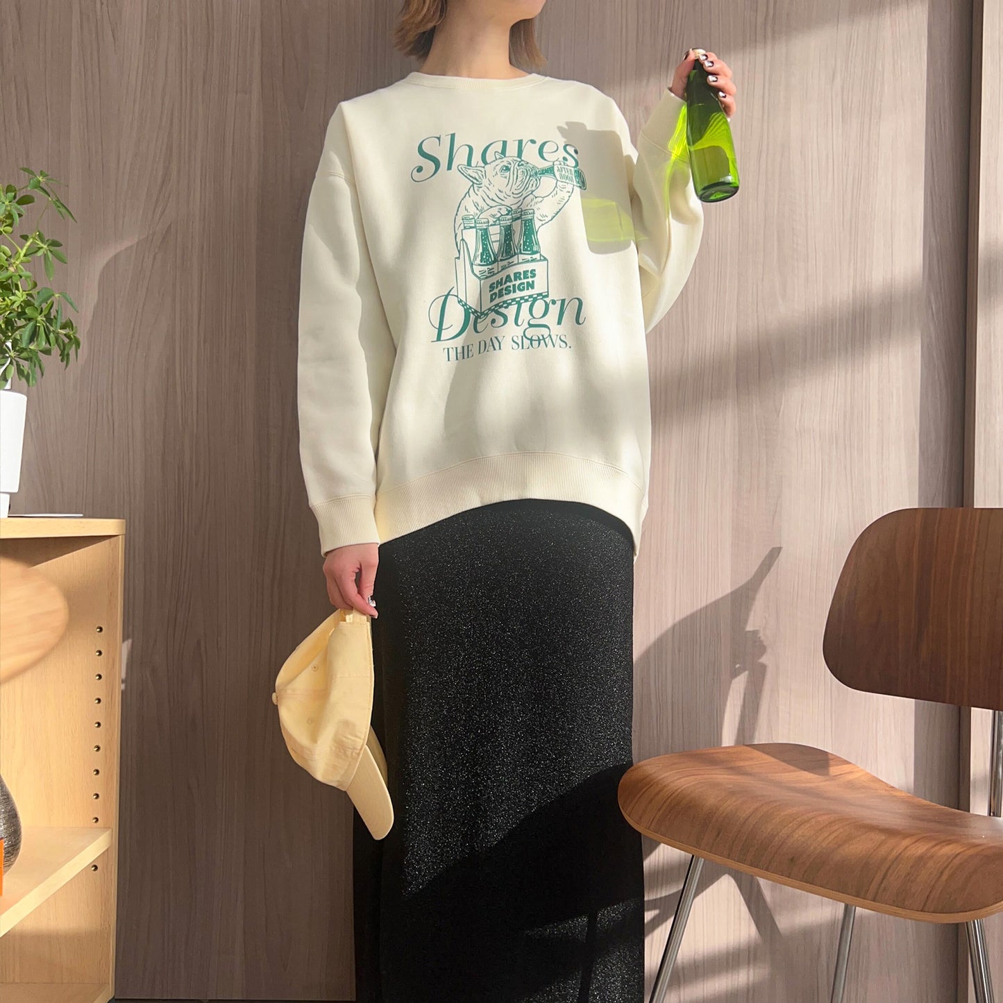 “THE DAY in Slow Time”レディースオーバーサイズスウェット（裏起毛）art by RUUU.