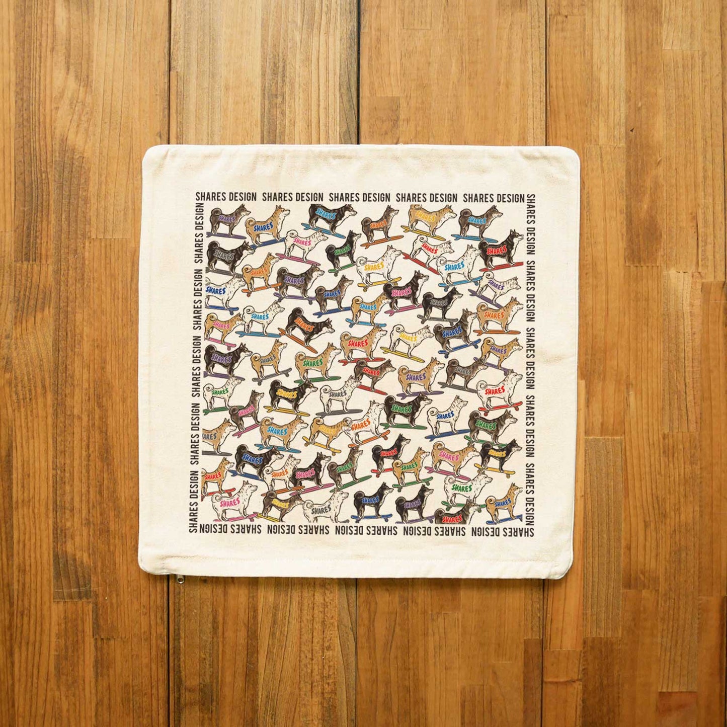 柴犬×豆柴 ALL OVER CUSHION COVER/ 総柄-クッションカバー（送料無料）